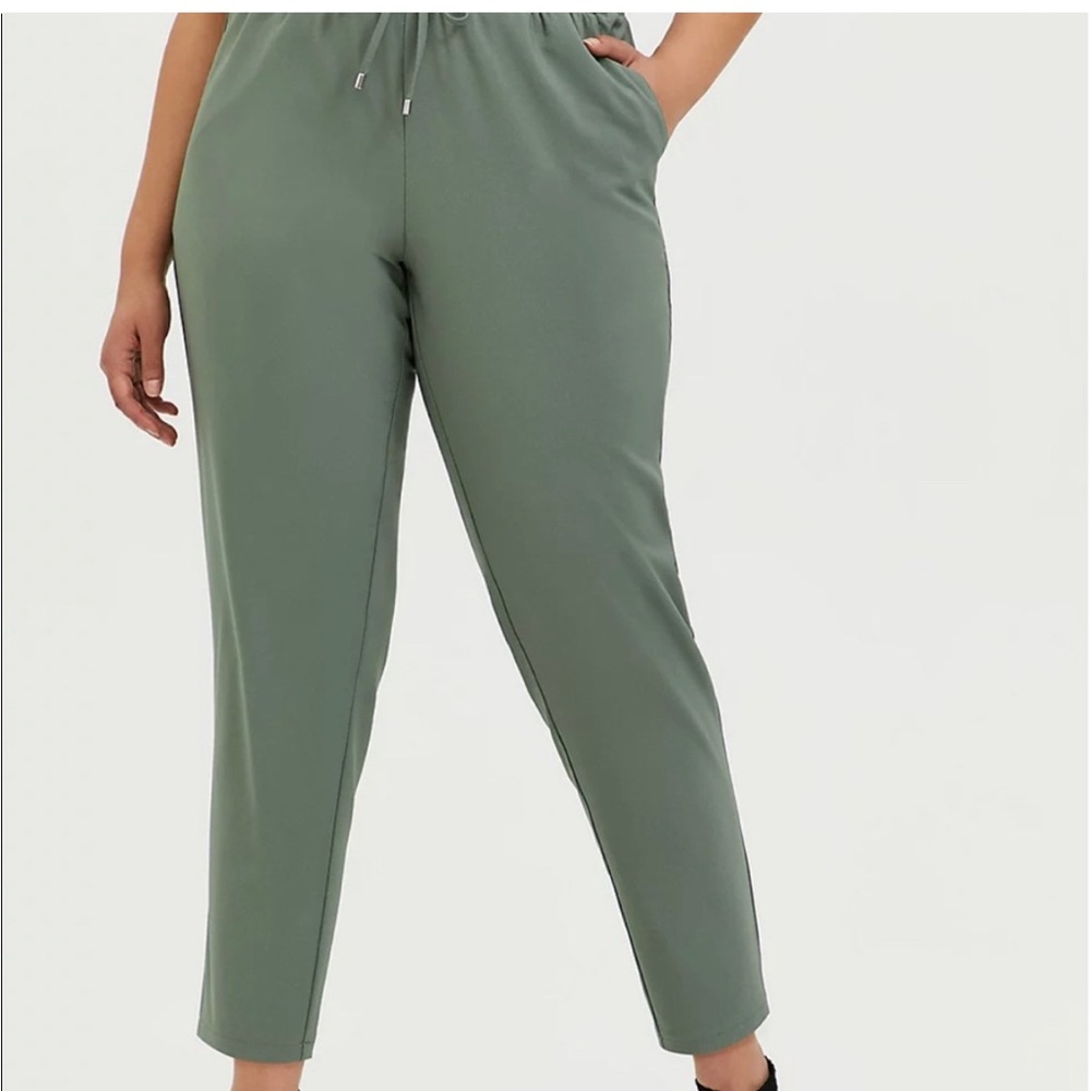 Torrid “Crepe” pants